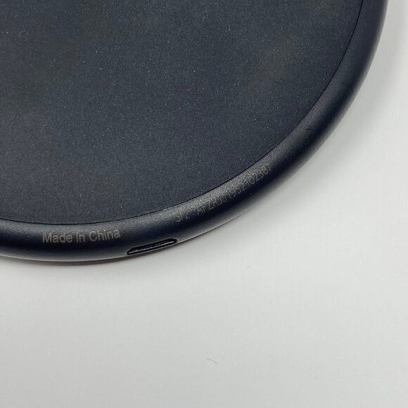 Anker PowerWave Pad Wireless Charger 10W Qi Fast Charging Pad With Wall Charger - Picture 7 of 9